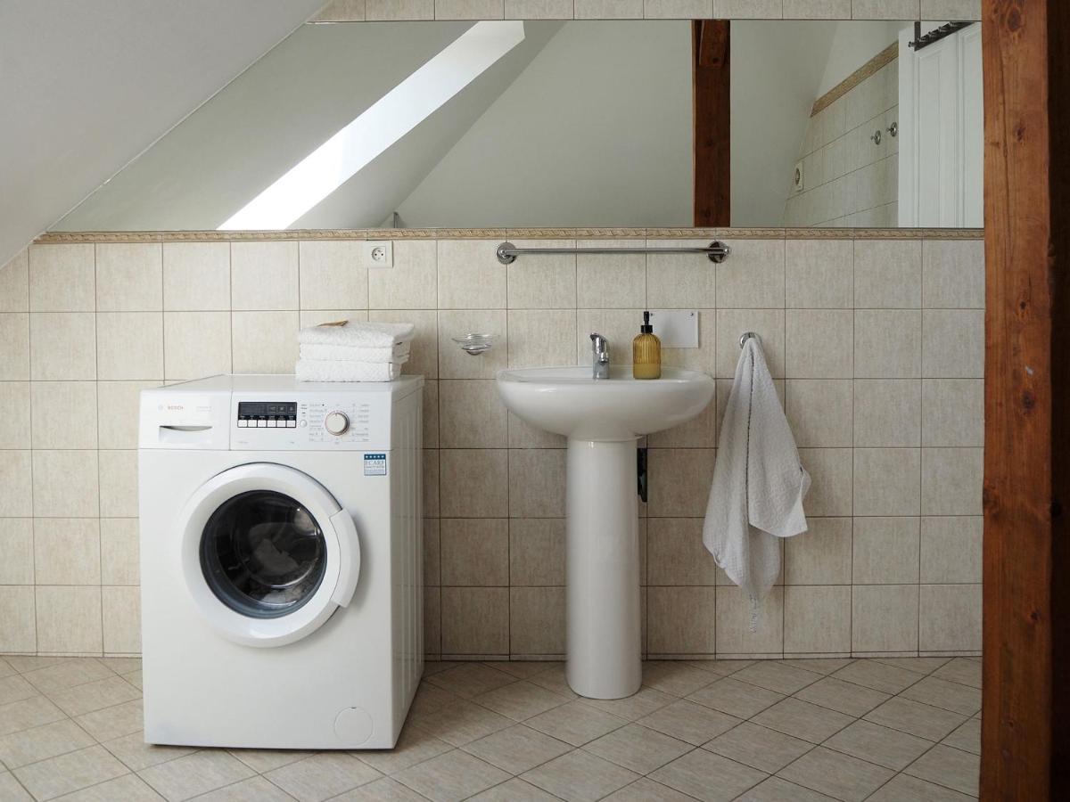 Vynimocny Apartman V Staromestskej Vile S Vyhladom Na Hrad Bratislava Dış mekan fotoğraf